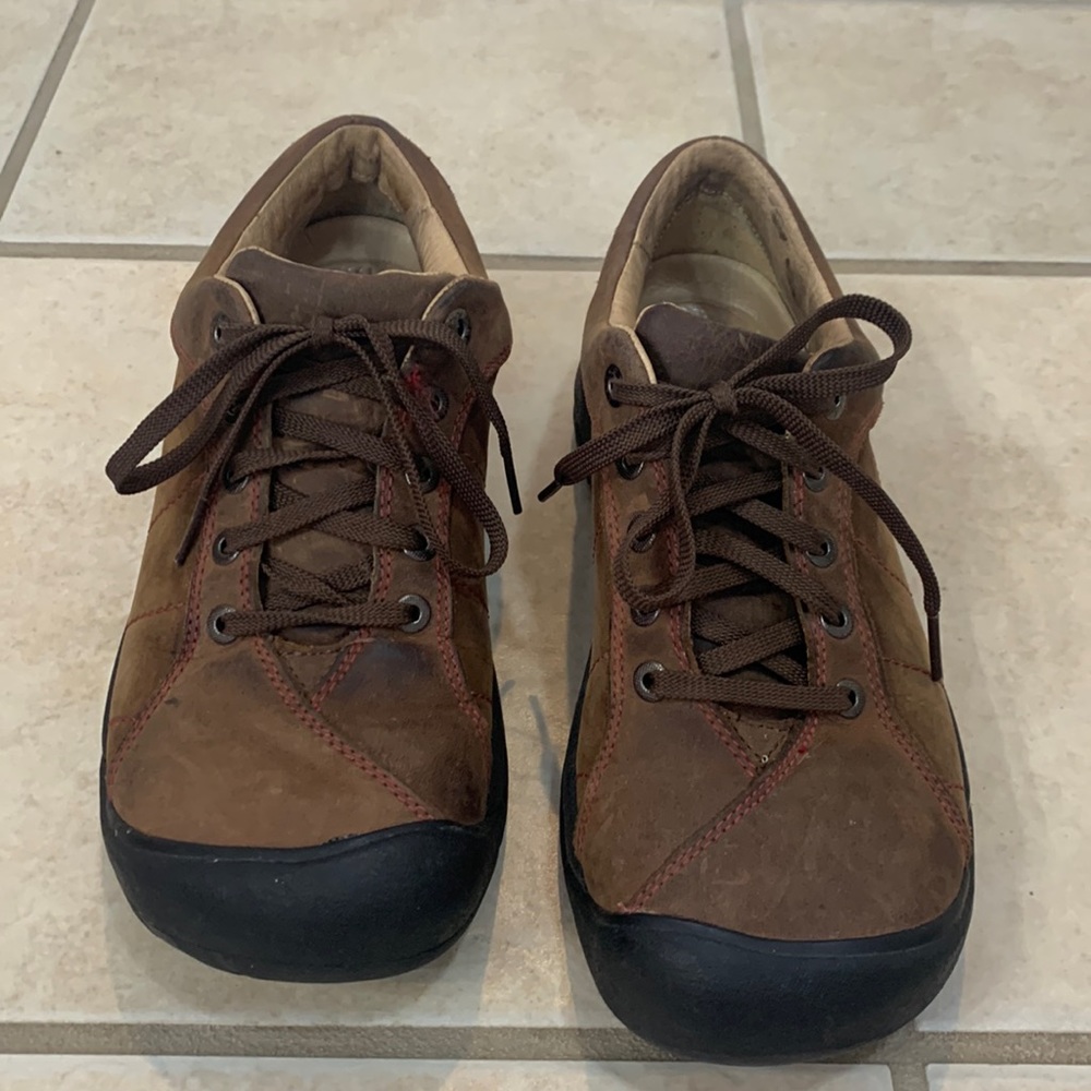 Keen hiking shoes